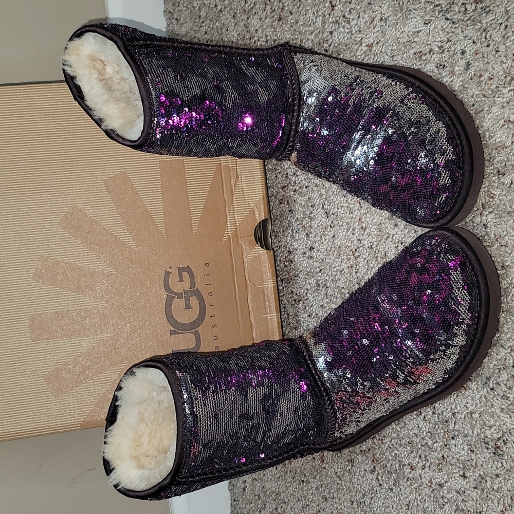 Ugg classic short sparkle boots